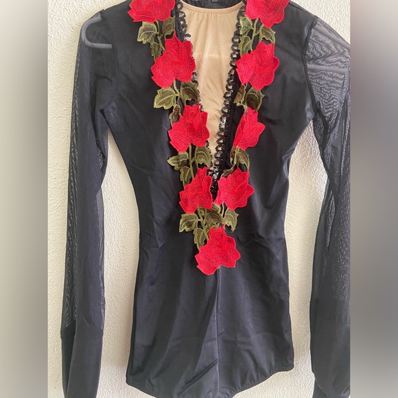 Rose Leotard - Picture 1 of 3